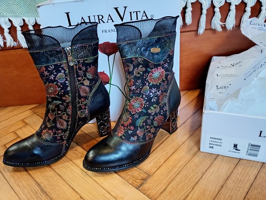Botine Laura Vita, nr 38