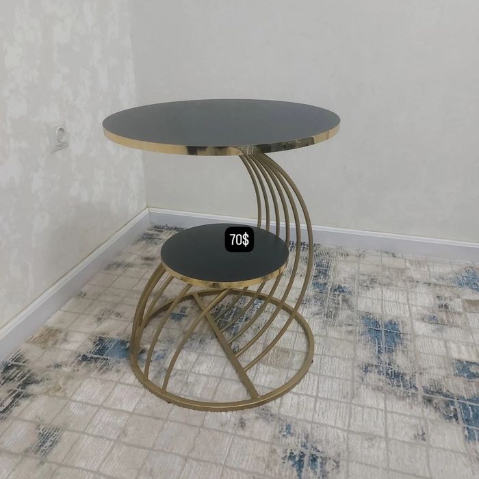 Журнальный столик