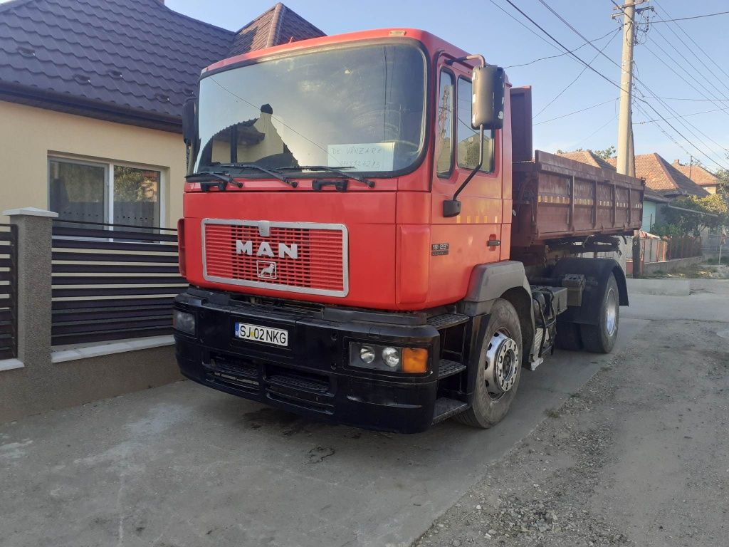 Man 3 19.293 basculantă