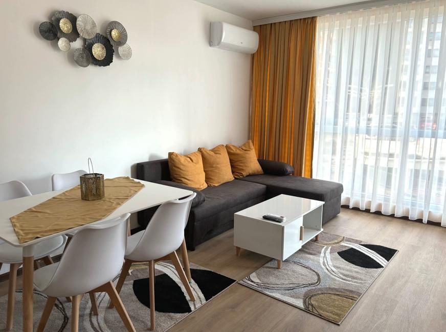 Дава се под наем Двустаен апартамент в Пловдив, Център - 70 кв.м за 480 € - Снимка #1