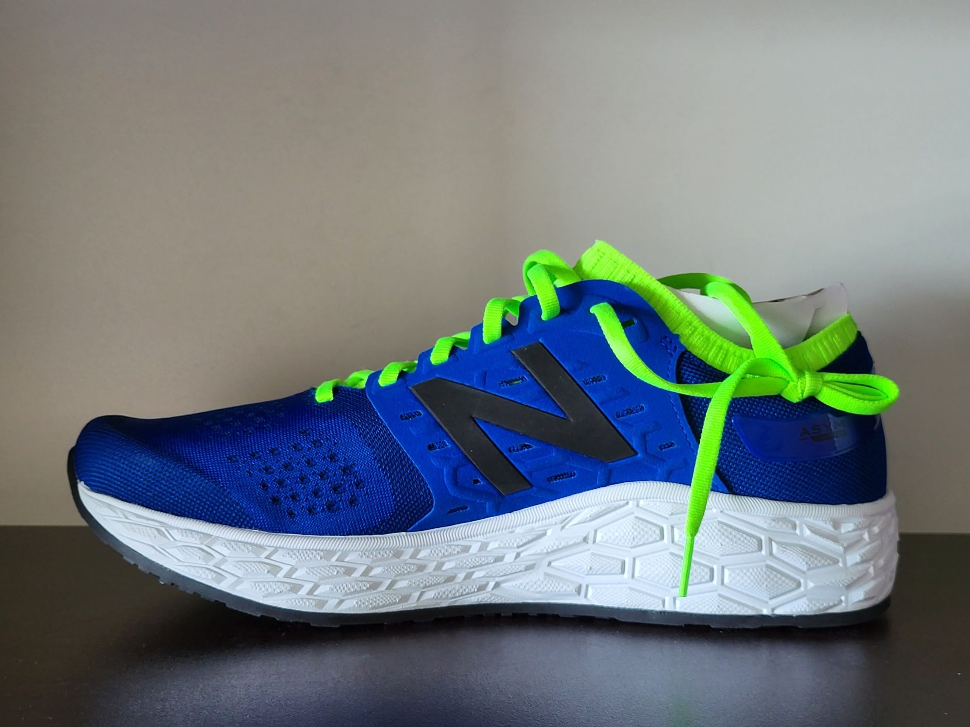 New Balance Fresh Foam V4/ 40.5номер 25.5см Стелка