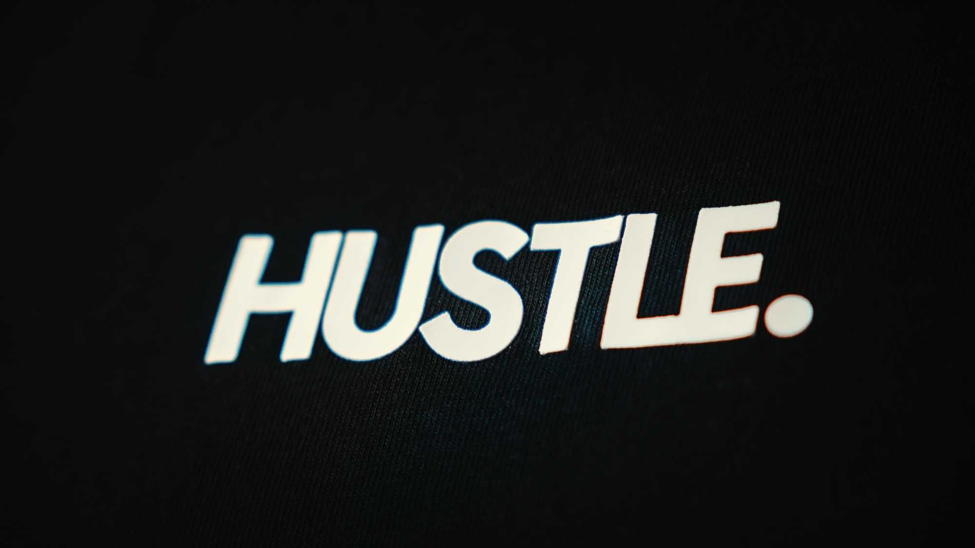 Premium тениска 'Hustle.', 100% органичен памук