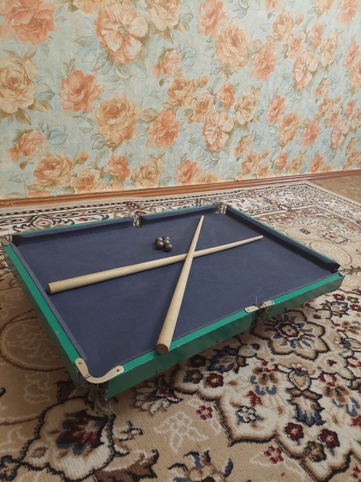 Детский бильярд, 2 кия, шары