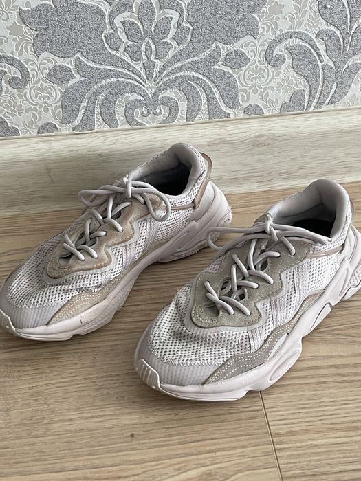 Продаются кроссовки от Adidas