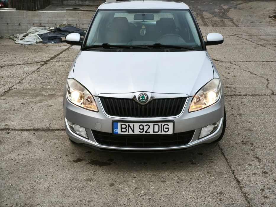 Vând Skoda Fabia 2011