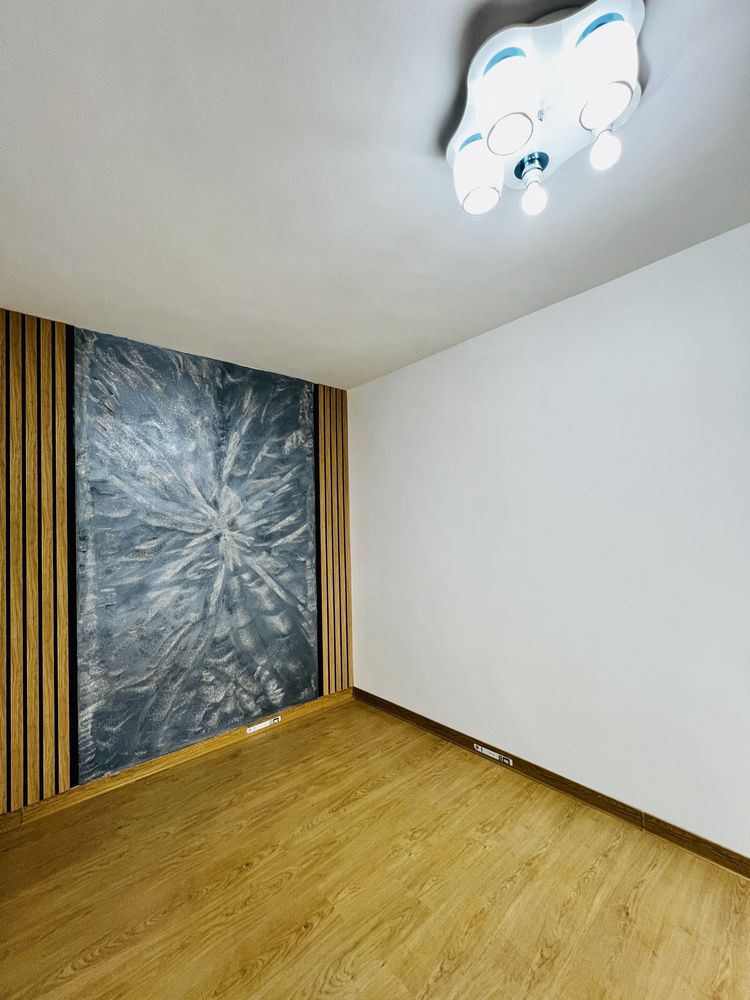 De Vanzare Apartament 3 Camere, Etaj 3 , Tecuci, Penny Market