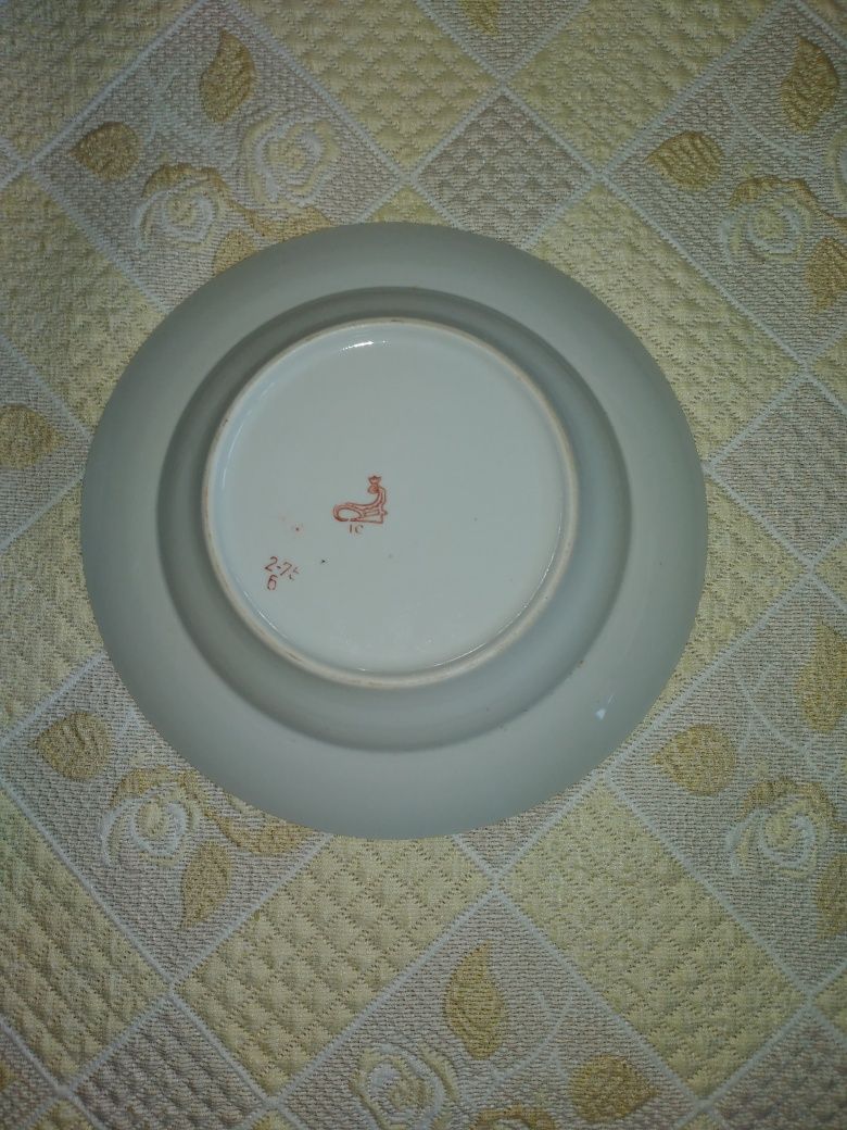 Продаю новые полнопорционные суповые тарелки  советского производства.