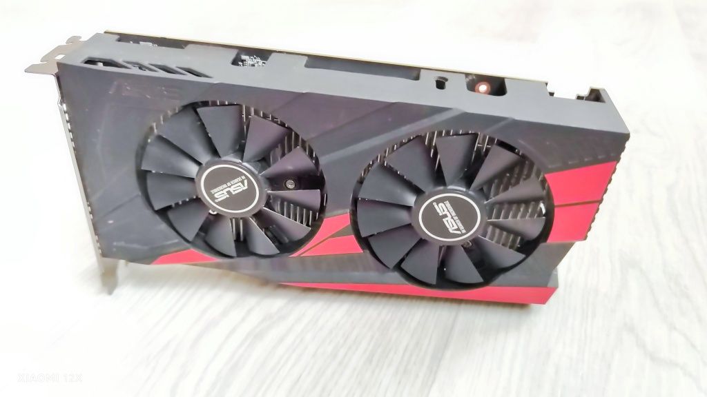 Продаю видеокарту Gtx 1050ti