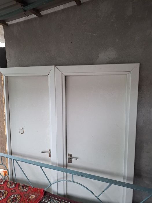 Продам двери новые 2  шт. есть в наличии