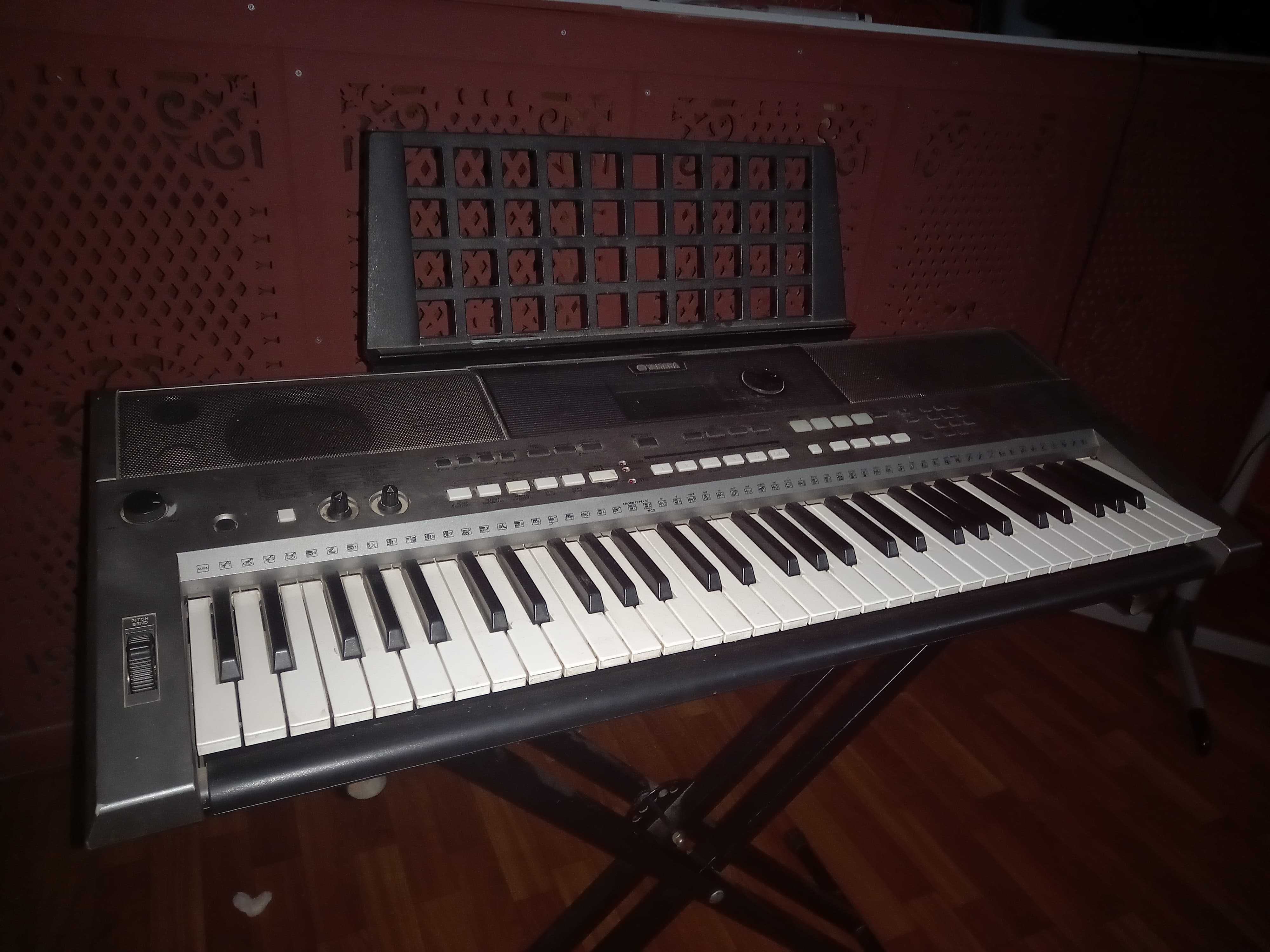 Синтезатор Yamaha psr-e443