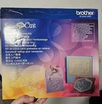 kit brother scaNcut embosare 250 lei