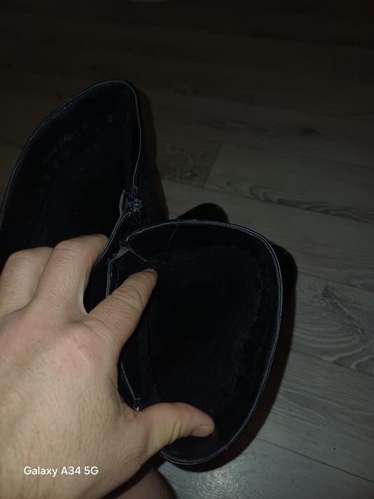 Отдам даром бесплатно зимный обувь женские бушный в лесной поляне