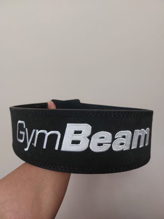Колан за вдигане на тежести LEVER Black - GymBeam