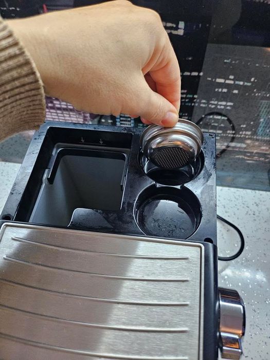 Кафемашина Saeco Poemia