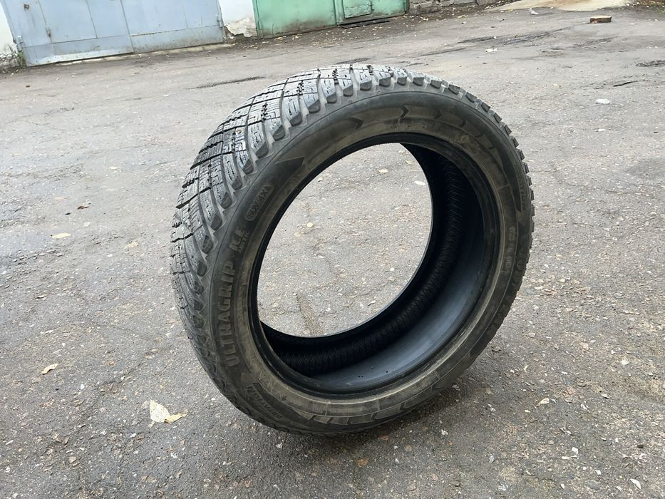 Шипованные шины  Goodyear Ultragrip Ice Artic 255/50 R20 109T