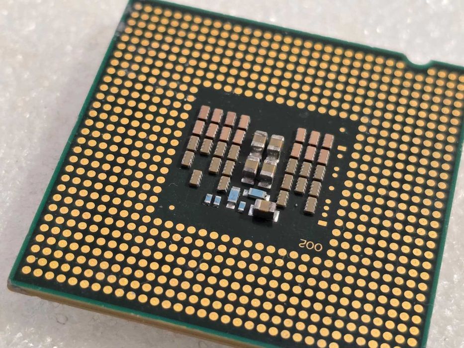 Procesor Intel Core 2 Quad Q9400 (6M, 2.66 GHz, 1333 MHz) SOCKET 775