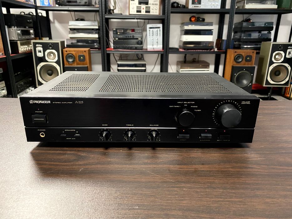 Усилвател Pioneer