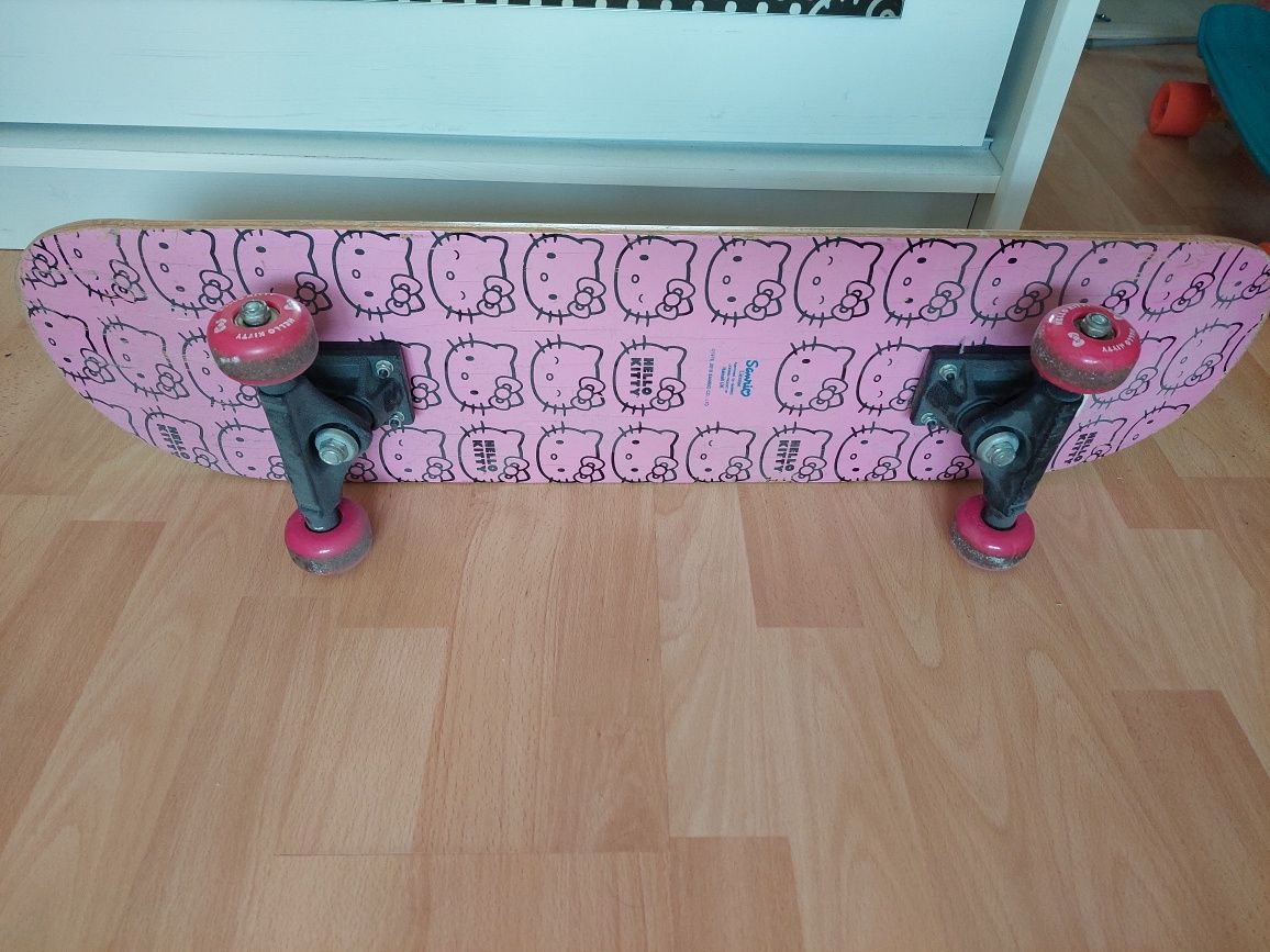 Skateboard HelloKitty