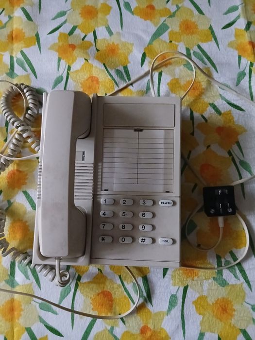 Стационарен телефон