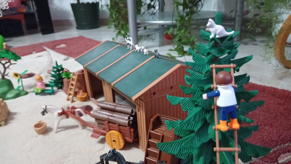 Mini Fermă playmobil adus din Germania