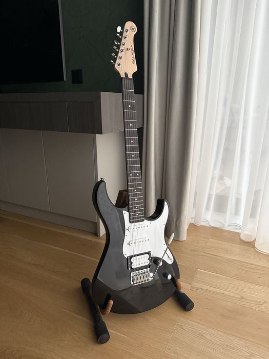 Chitara Electrica Yamaha Pacifica 112V stare excelenta