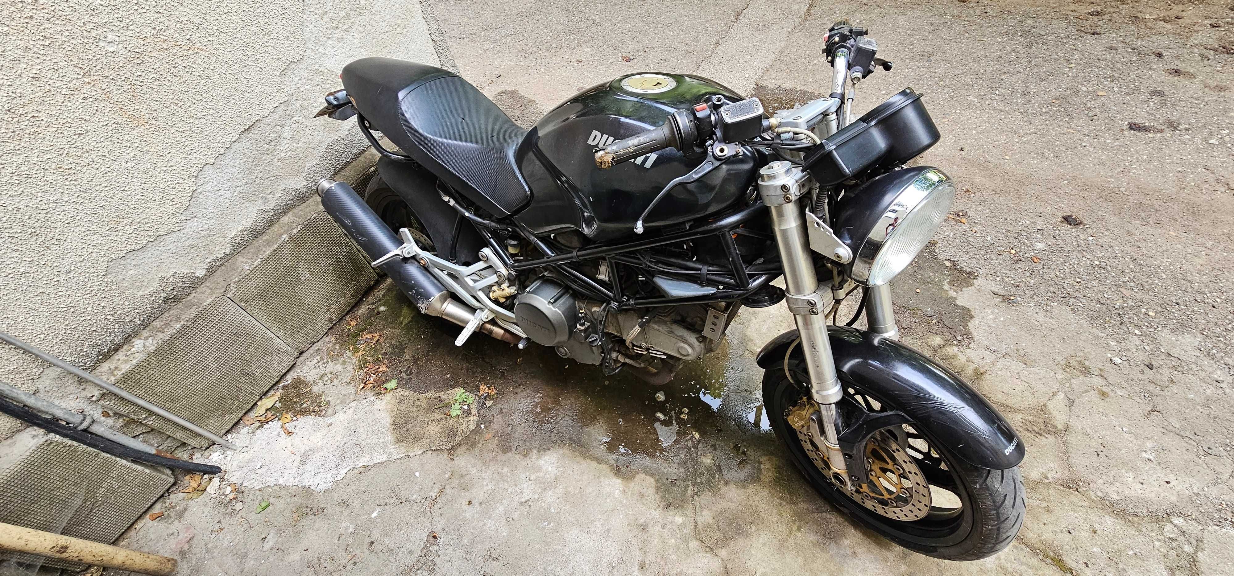 Ducati Dark Monster 750