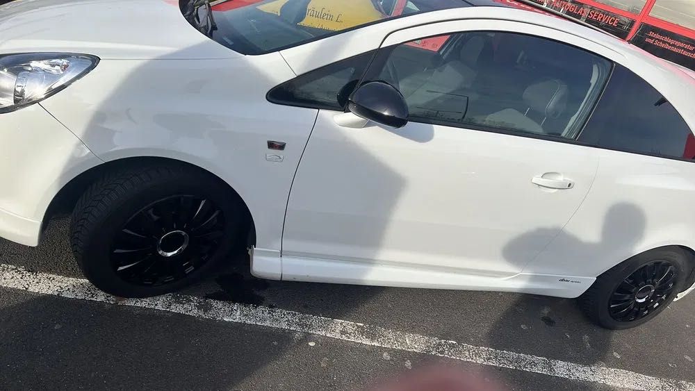 Опел корса Д цяла за части