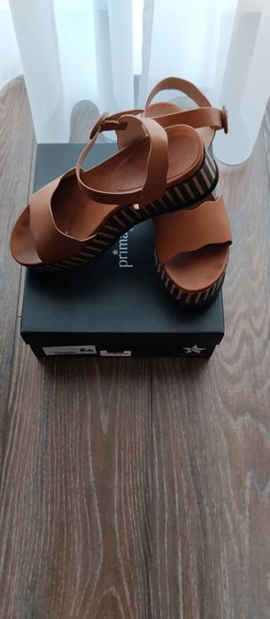 Sandale platforma Primadona collection