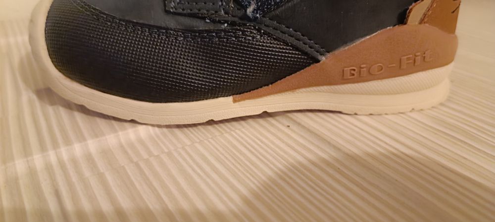 Ghetuțe băieți mărime 24 Smyk