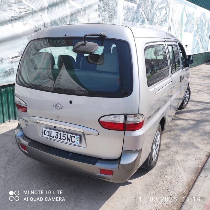 Старекс 2007 год. Турбодизель. 12 мест.