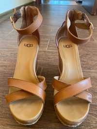 Дамски обувки UGG
