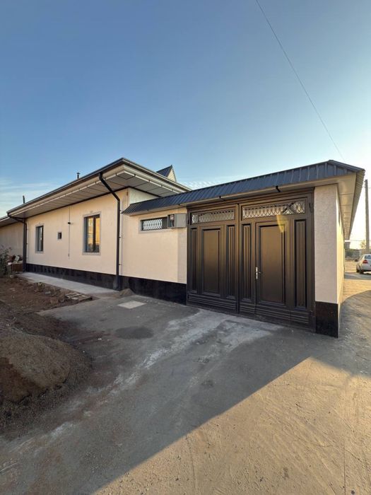 Янги хаёт тумани бинокор махаллада йеги курилга уй сотилади