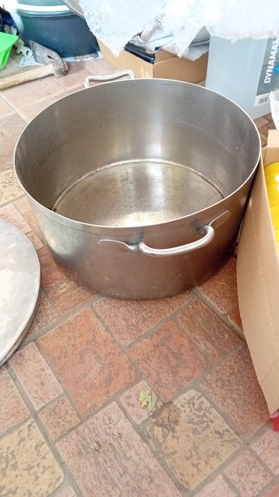 Казан  неръждавейка  от  соца