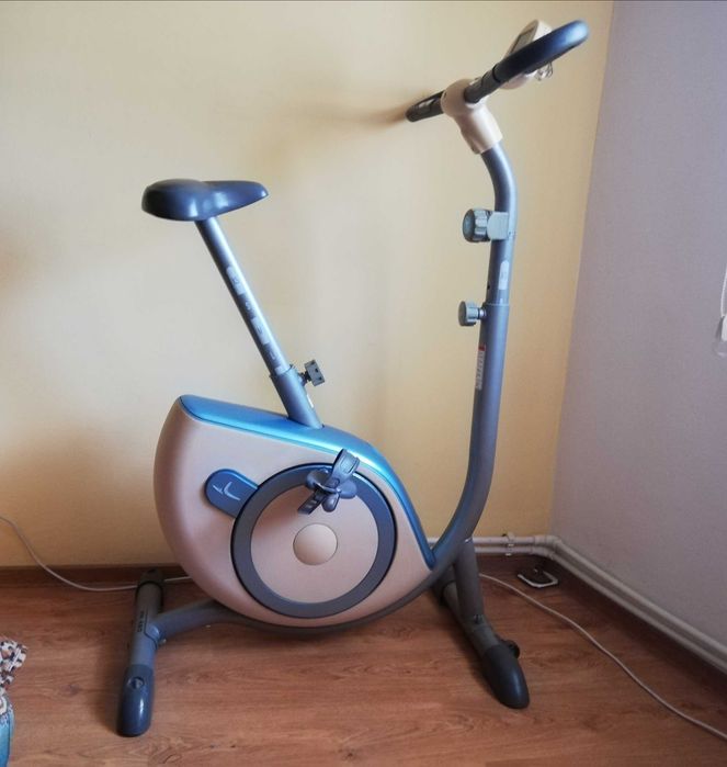 Vand bicicleta pentru Fitness
