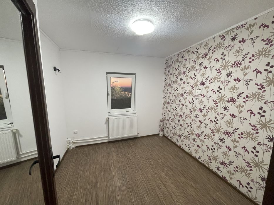 Garsoniera de vanzare !