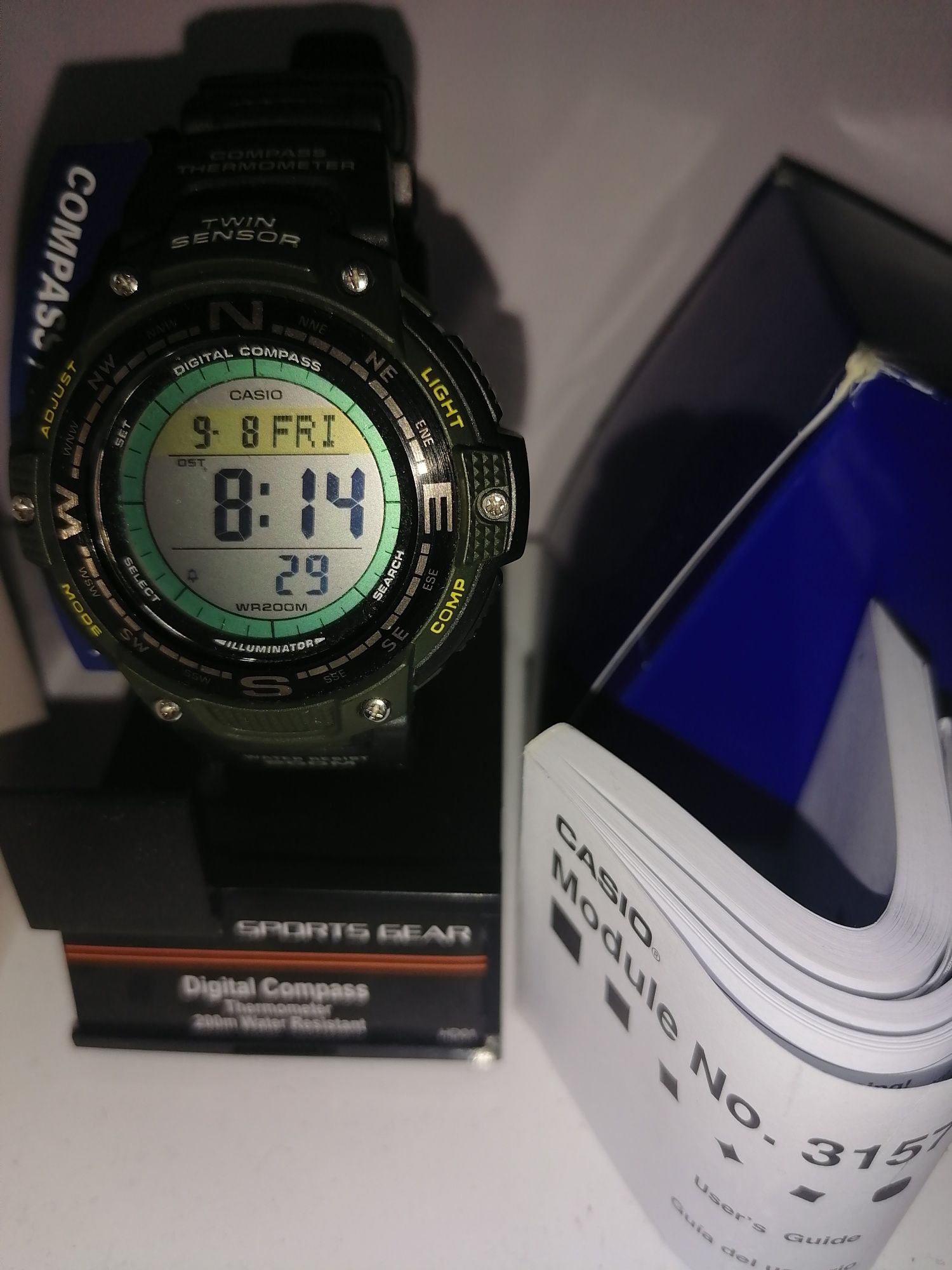 Casio спортен часовник