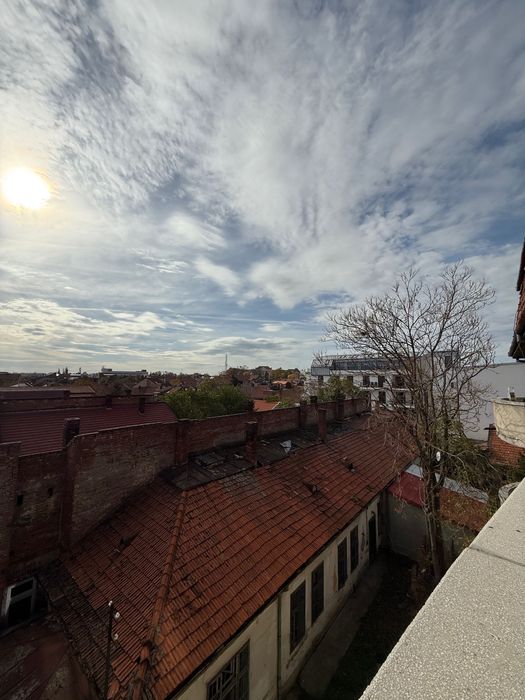 Apartament 2 camere de vanzare in Centrul Orasului