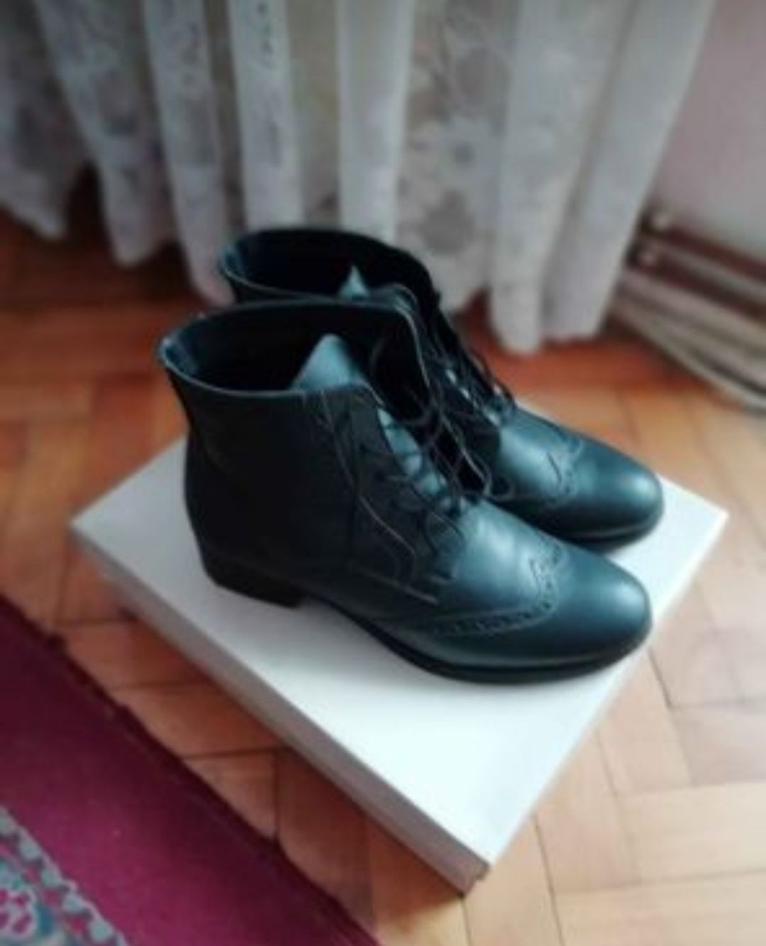 Ghete și botine dama noi