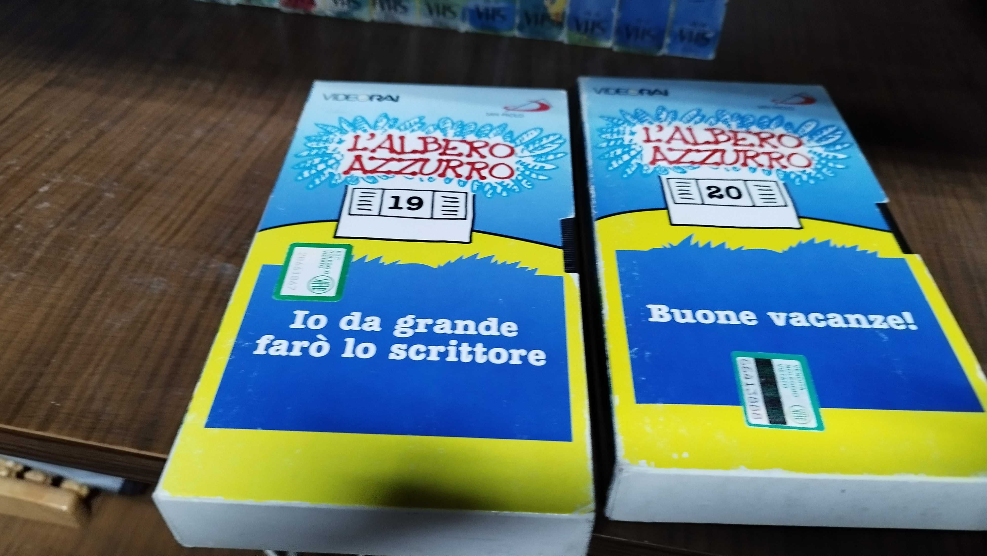 Детски филми 20 бр. на vhs видеокасети l'albero azzurro -синьото дърво