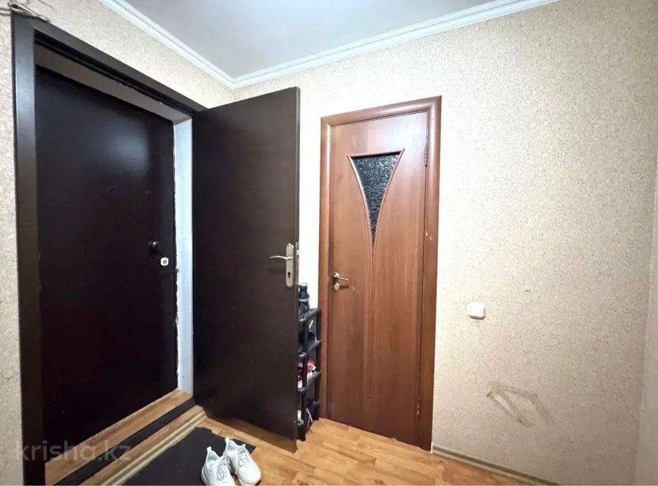 Продаю квартиру польностью мебелированный