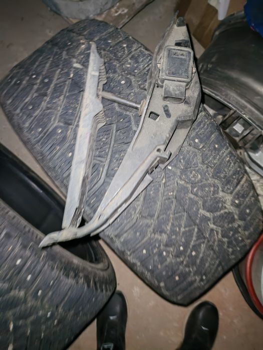 Продам зимние шины