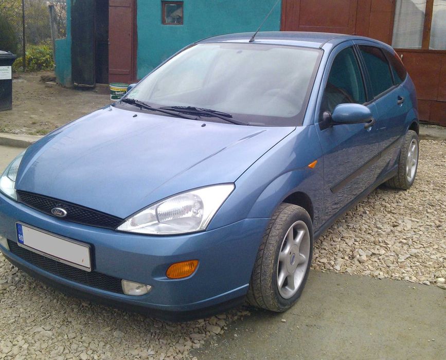 Mașina Ford Focus