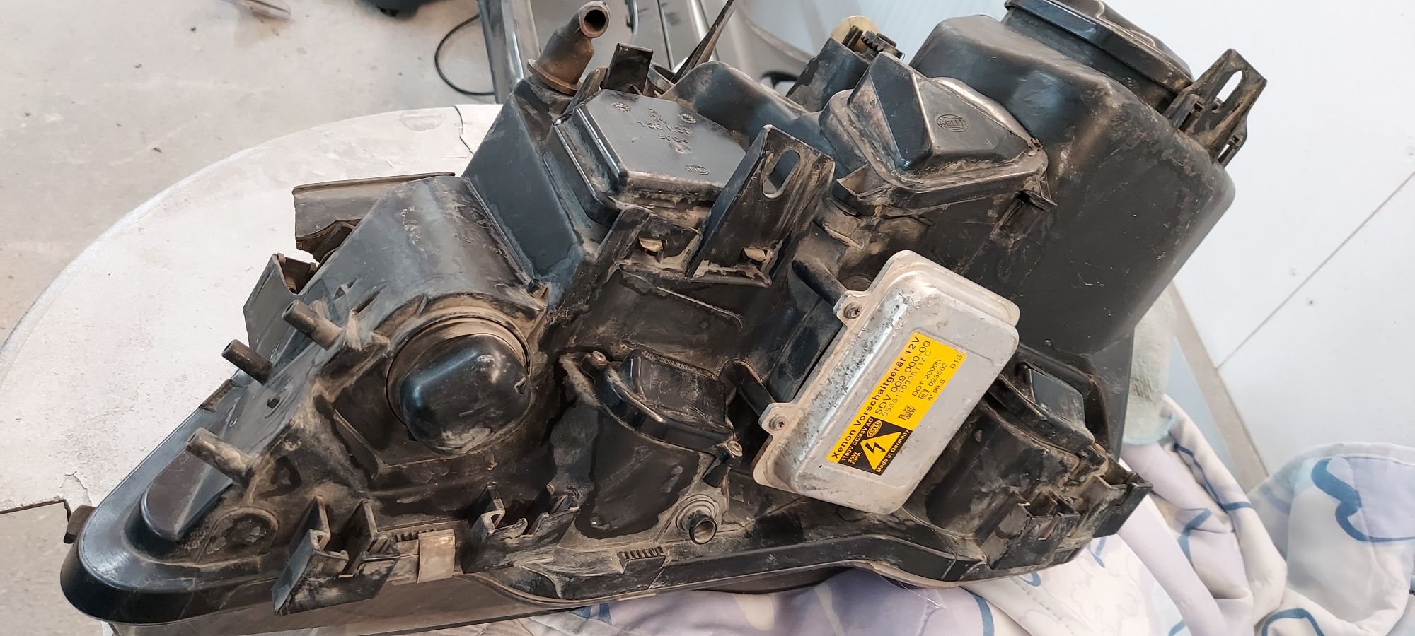 Фейс Десен Фар BMW E65, 7 ма серия, ксенон фейс оригинален.