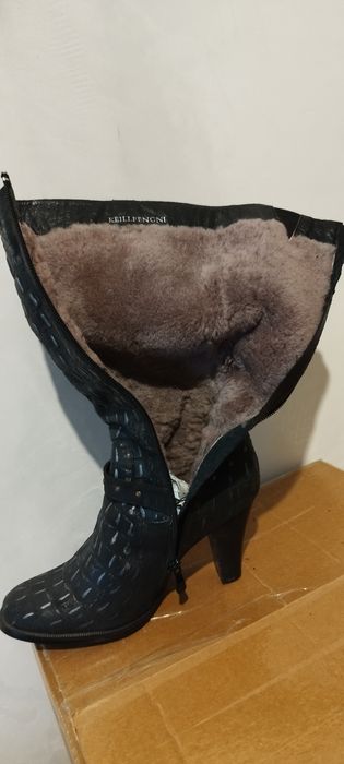 Продам Новые сапоги