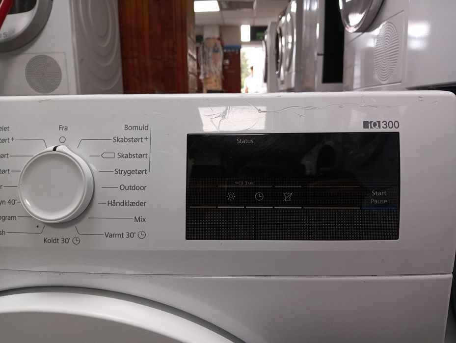 Сушилня с термопомпа Сименс Siemens IQ 300 с две години гаранция!