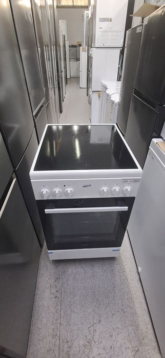 Aragaz Electric AEG cu plita Vitroceramica