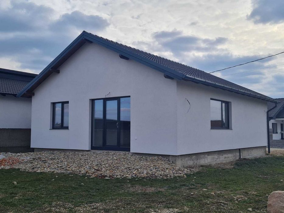 Vand casa noua in Osorhei