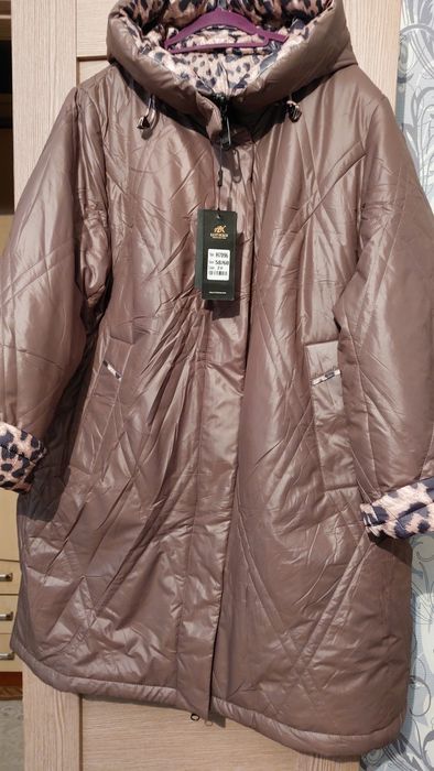 Продам зимние  пуховики  двусторонние по оптовой цене .