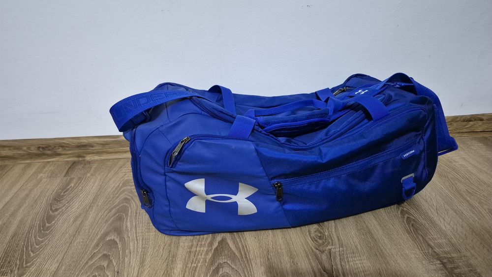 Geanta Under Armour