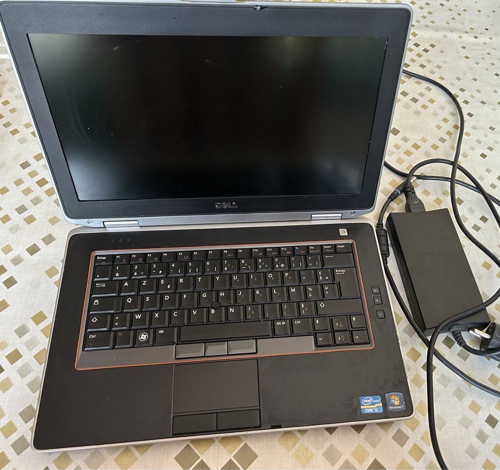 Лаптоп Dell E6420